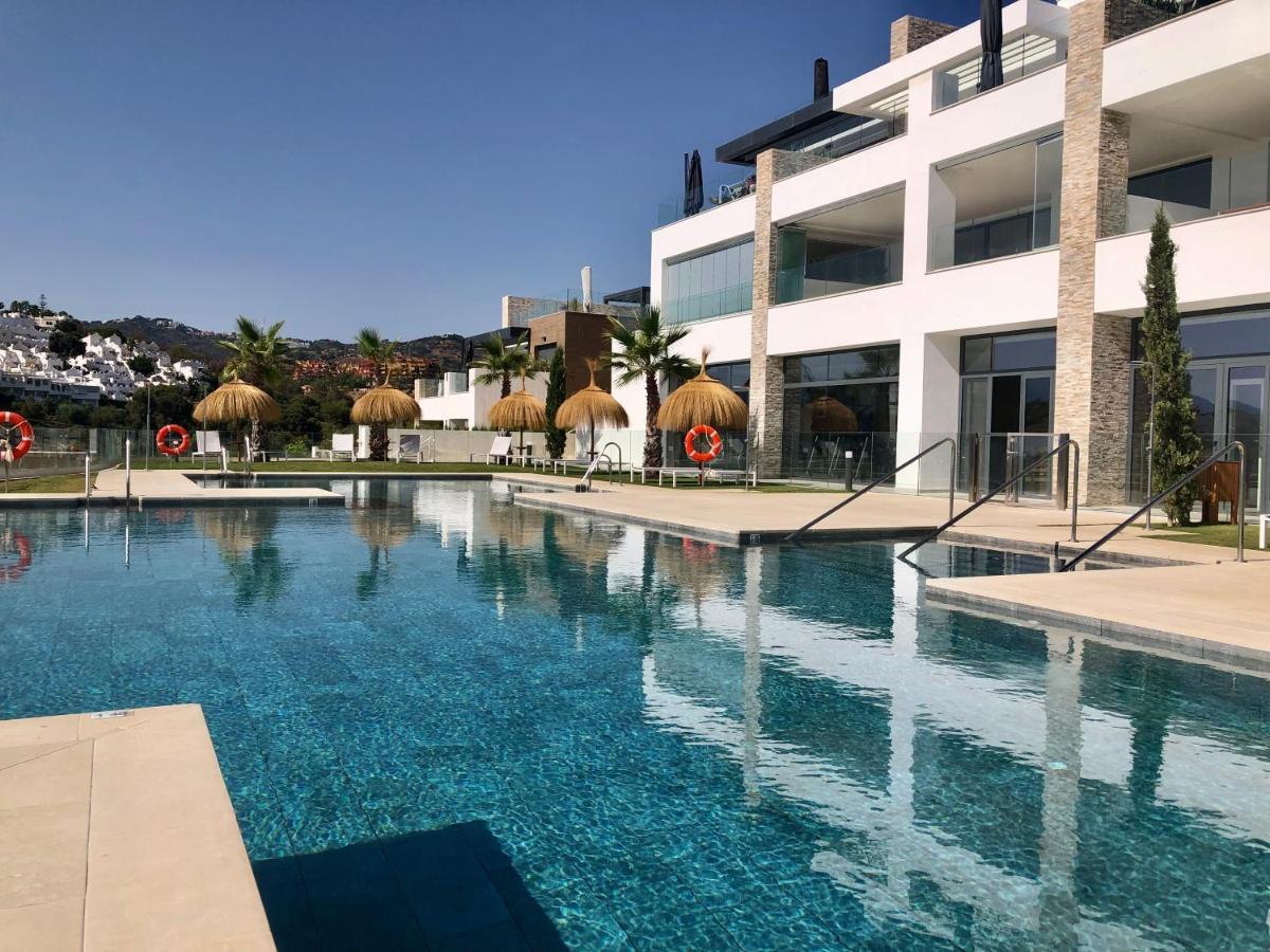 Modern Apartment In Front Of Cabopino Golf Марбелья Екстер'єр фото